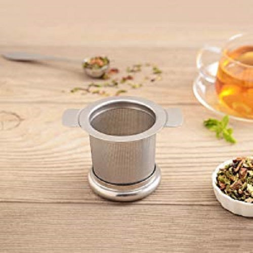 Tea infuser. Stainless steel tea infuser for loose leaf tea